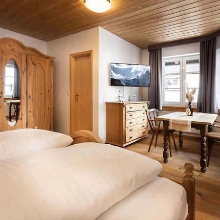 Landgasthof Augustiner Oberstdorf Exteriör bild